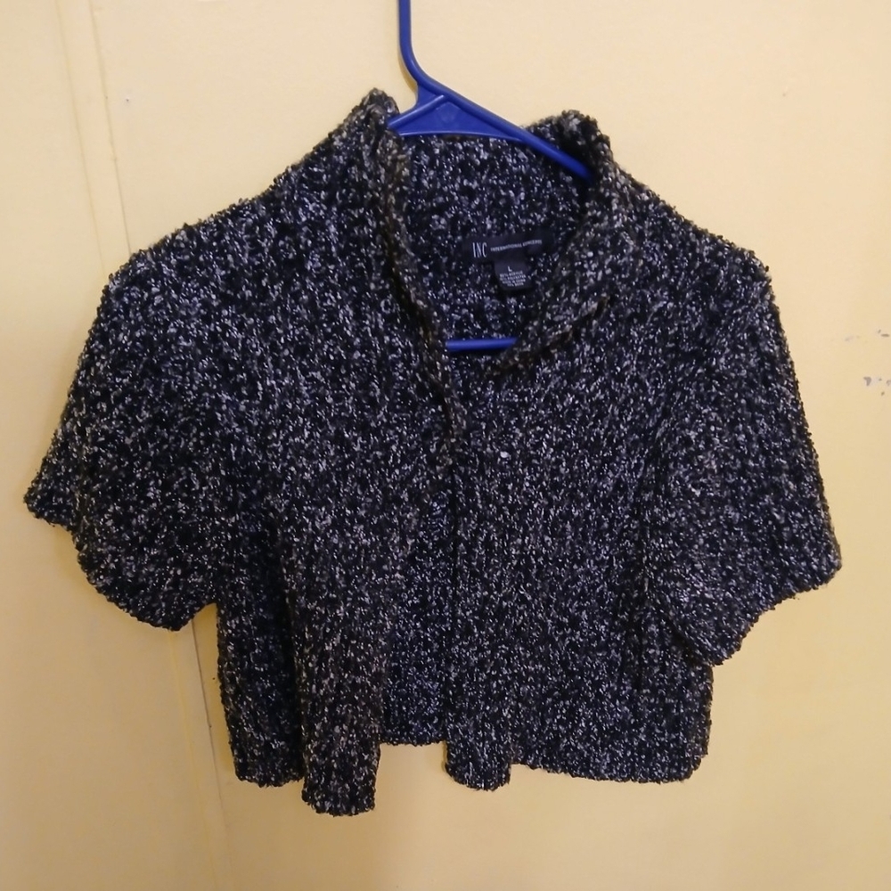 Black and White Textured Short Sleeve Jacket